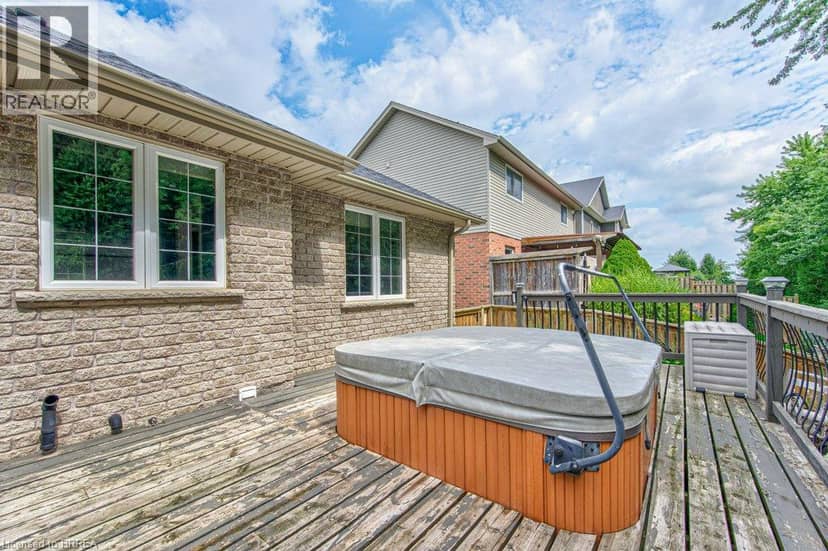 423 POLDON Drive — photo 38 of 40