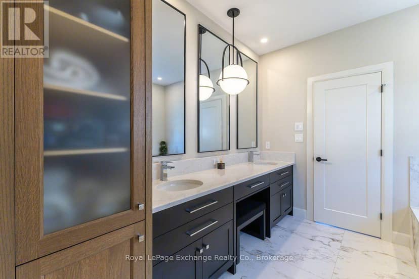 956 Bogdanovic Way — photo 20 of 40
