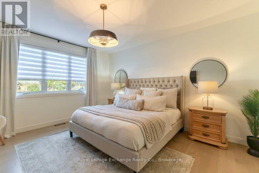 956 Bogdanovic Way — photo 18 of 40