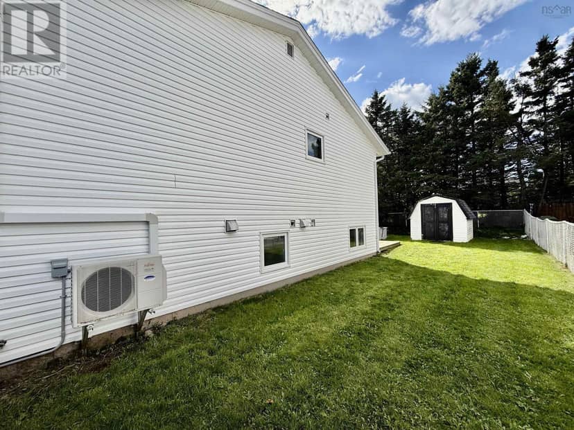 12 Shamrock Court — photo 27 of 31