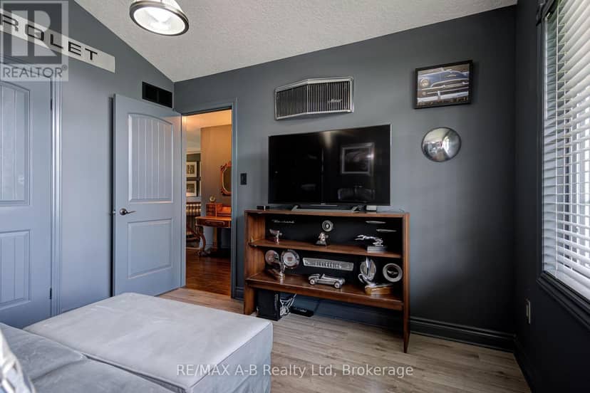 131 Guest Court, St. Marys, photo 8
