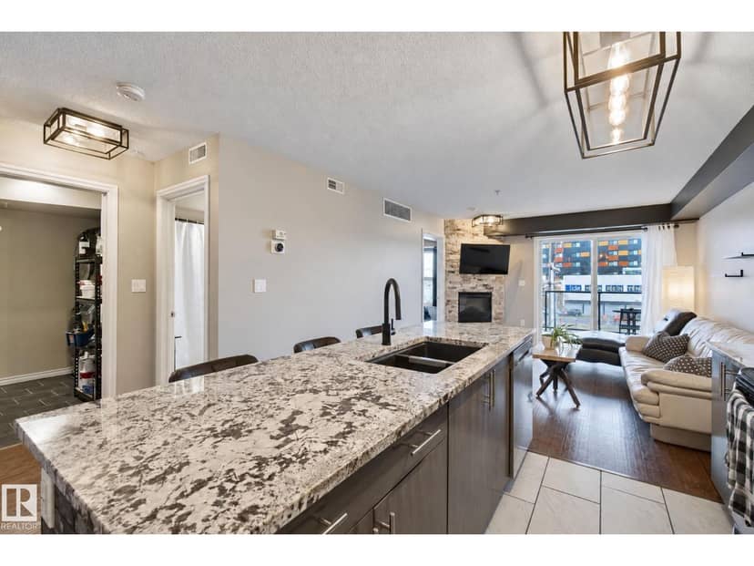 #314 10118 106 AV NW — photo 11 of 36