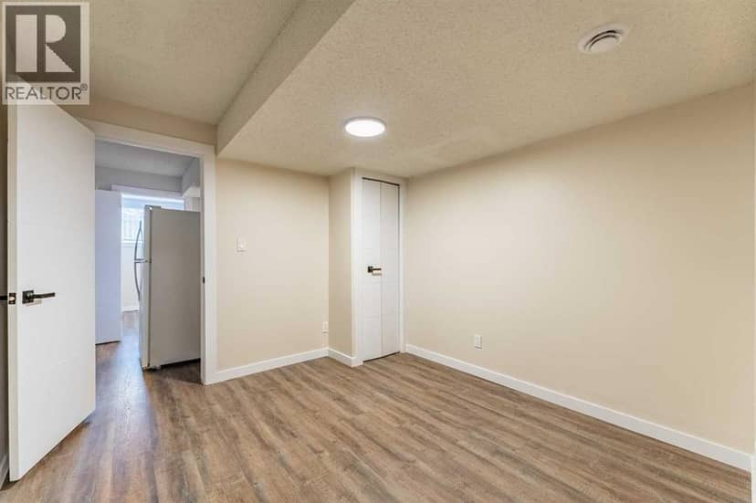 206 Saratoga Close NE — photo 29 of 40
