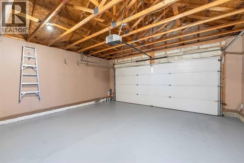 206 Saratoga Close NE — photo 30 of 40