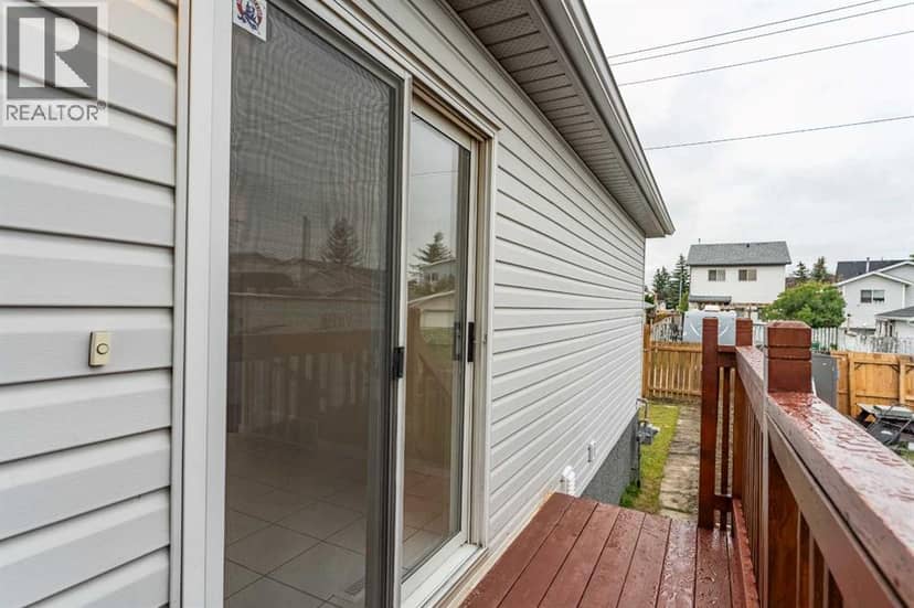 206 Saratoga Close NE — photo 33 of 40