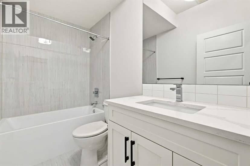 3209 16 Street SW — photo 38 of 40