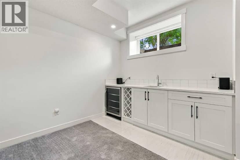 3209 16 Street SW — photo 34 of 40