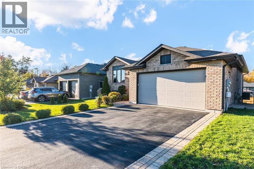 44 LIBERTY Crescent, Trenton, photo 2