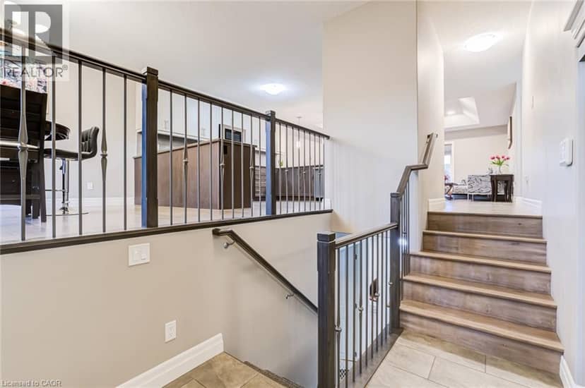 44 LIBERTY Crescent, Trenton, photo 4