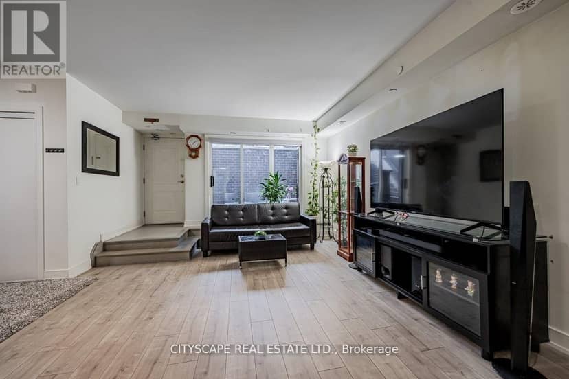 1 - 66 Longbranch Avenue, Toronto, photo 2
