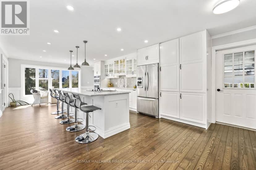 3 Hamilton Court — photo 11 of 40