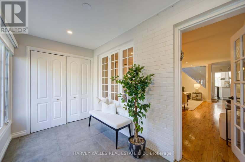 34 Kenwood Avenue, Toronto, photo 3