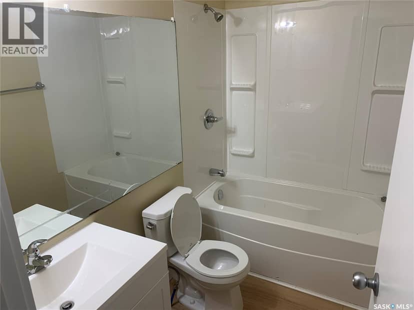 111 M Avenue S, Saskatoon, photo 5