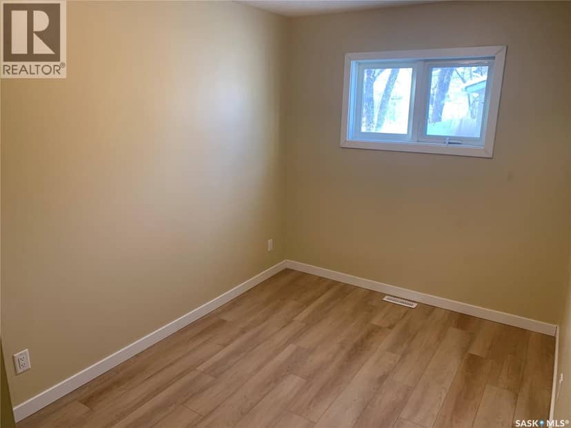 111 M Avenue S, Saskatoon, photo 6