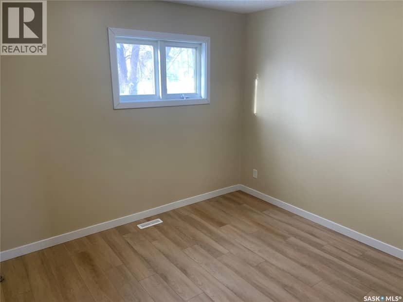 111 M Avenue S, Saskatoon, photo 7