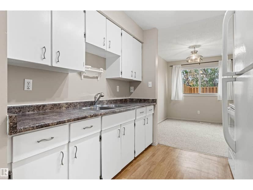55 Royal Rd NW — photo 11 of 40