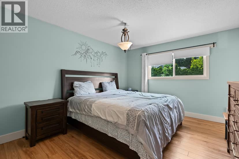 851 Hammer Avenue — photo 32 of 40