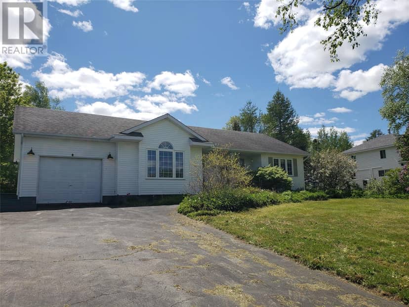 154 Main Street S, Glovertown, photo 2