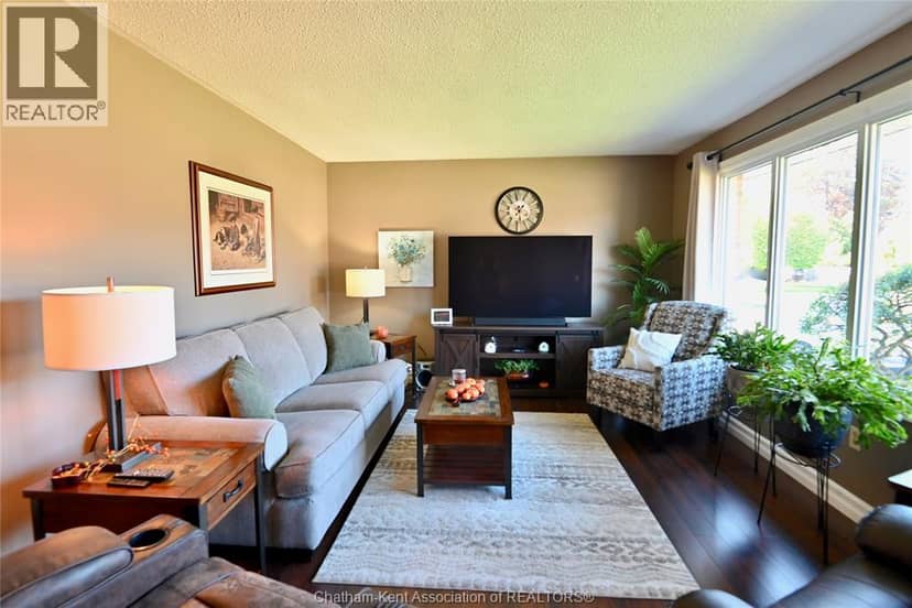 15 Hillsdale Avenue, Ridgetown, photo 3