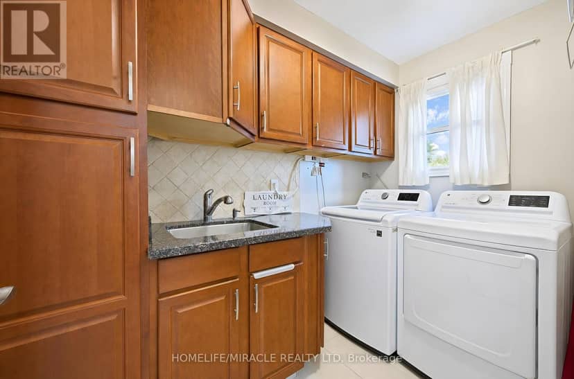8173 Martin Grove Road — photo 20 of 40
