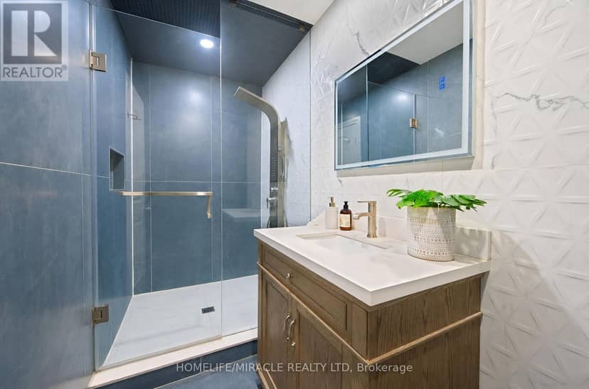 8173 Martin Grove Road — photo 21 of 40