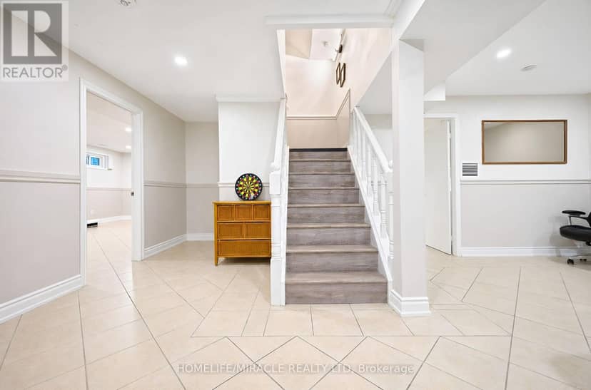 8173 Martin Grove Road — photo 35 of 40