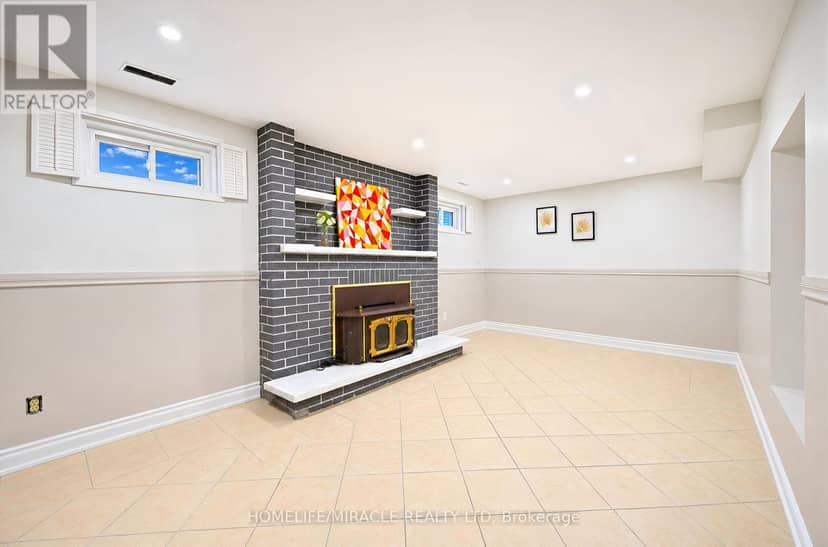 8173 Martin Grove Road — photo 38 of 40