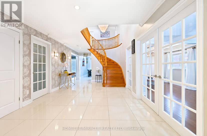 8173 Martin Grove Road, Vaughan, photo 7