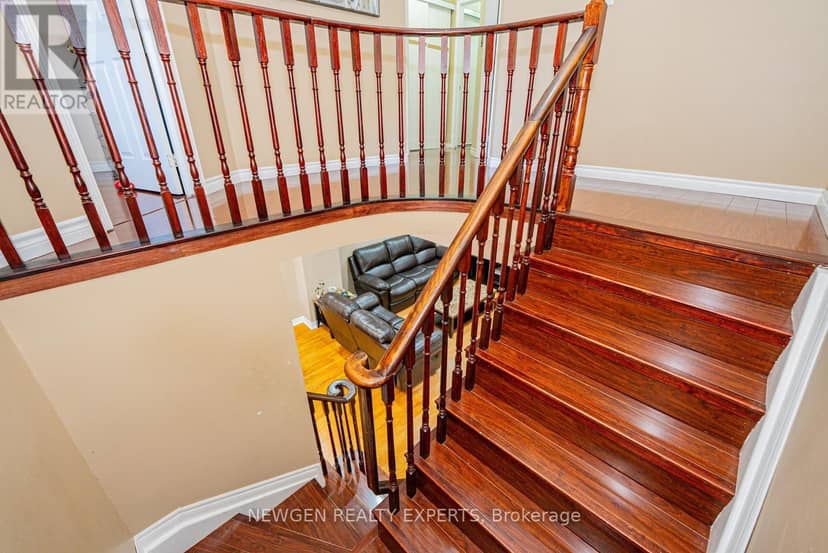 42 McCleave Crescent — photo 25 of 40