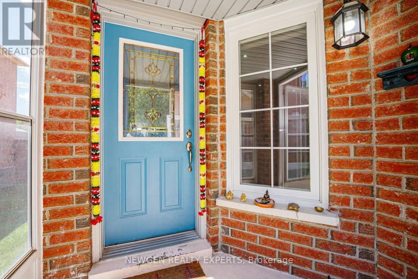 42 McCleave Crescent — photo 9 of 40