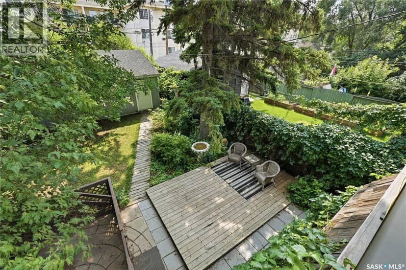 518 10th STREET E — photo 36 of 40