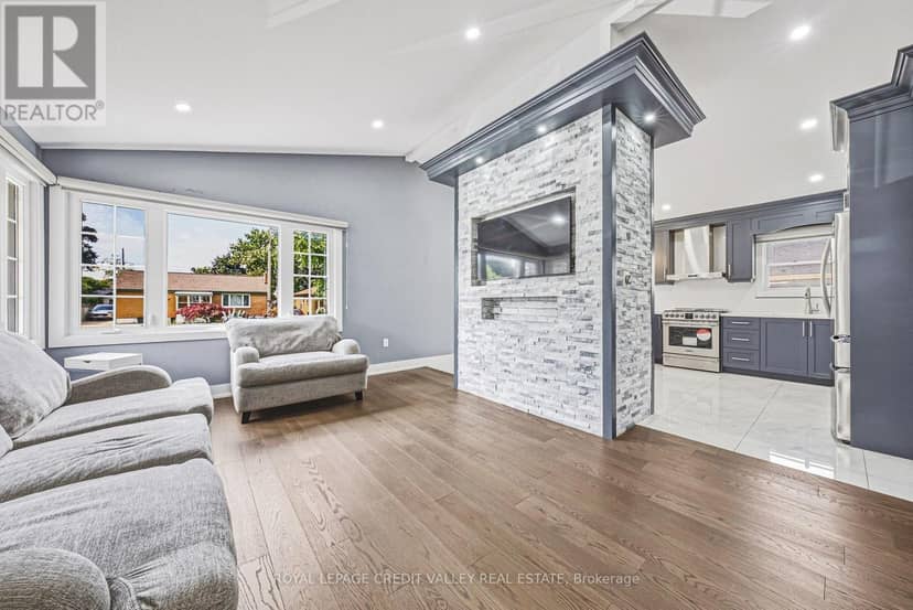 12 Stevenson Avenue — photo 11 of 40