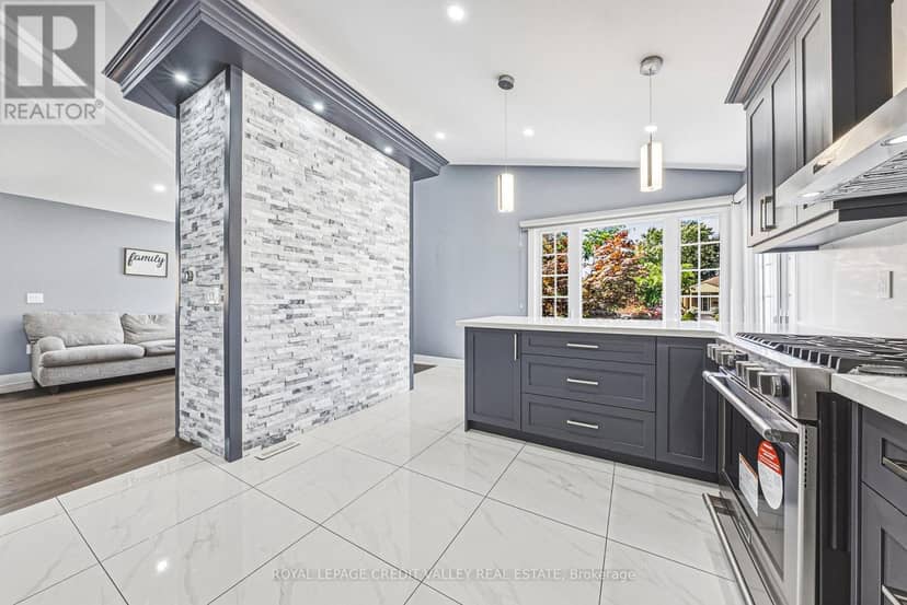 12 Stevenson Avenue — photo 9 of 40