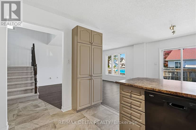 202 Sandra Crescent — photo 16 of 33