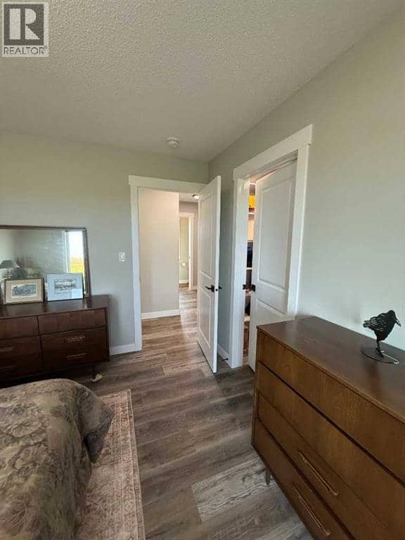 74062 Twp Rd# 505 — photo 16 of 40