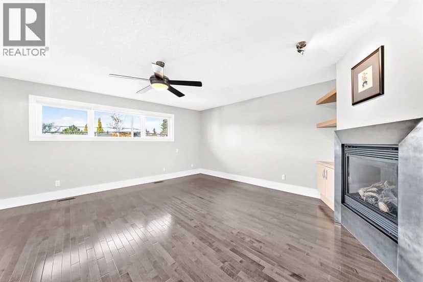 2233 26 Street SW — photo 19 of 40