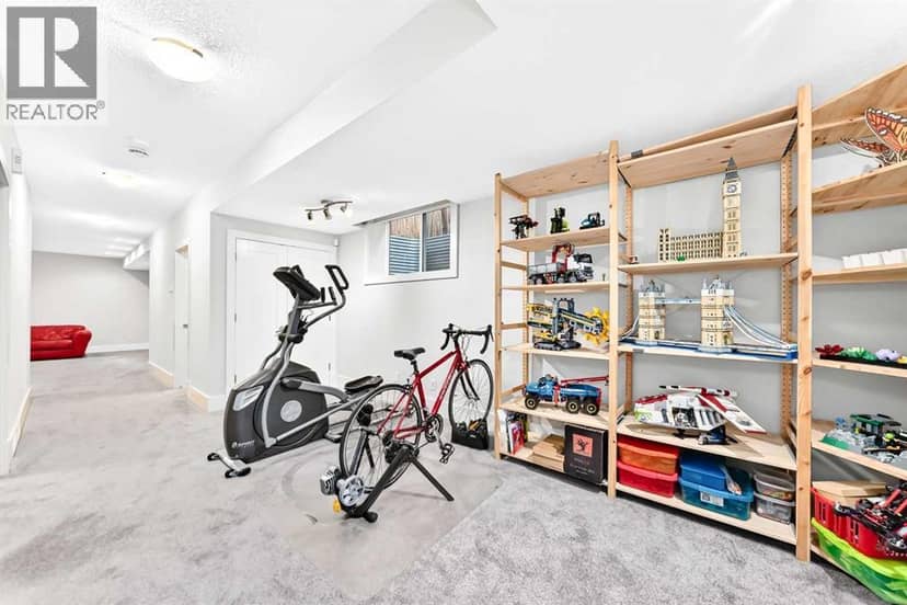 2233 26 Street SW — photo 38 of 40