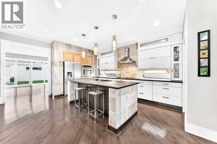 2233 26 Street SW, Calgary, photo 4