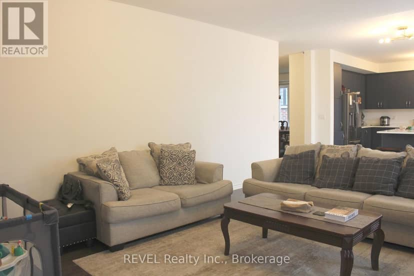 58 Oriole Crescent — photo 18 of 39