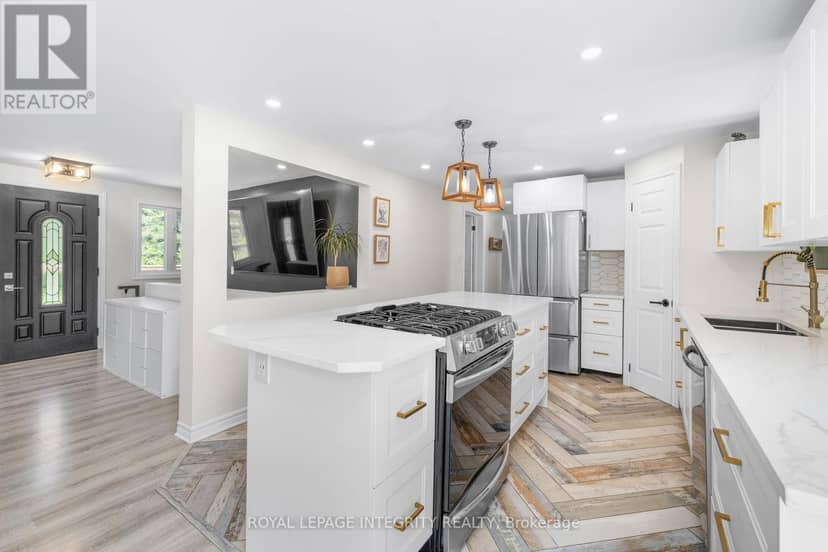 4228 O'Neil Road — photo 15 of 40