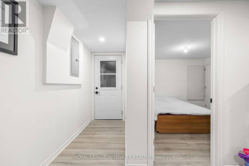 4228 O'Neil Road — photo 38 of 40
