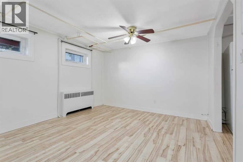 5020 51 Street — photo 19 of 40
