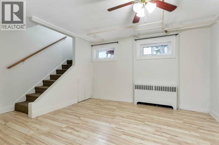 5020 51 Street — photo 18 of 40
