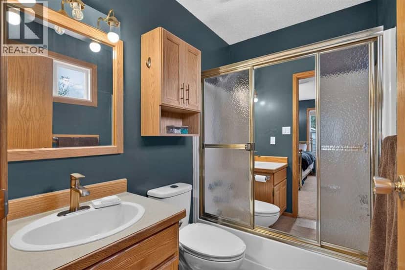 740 3 Avenue SE — photo 19 of 40