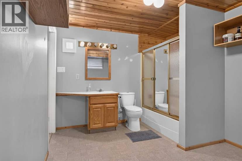 740 3 Avenue SE — photo 31 of 40