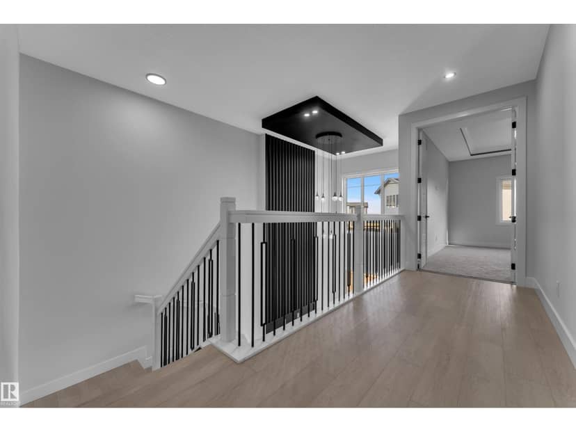 4311 36 ST — photo 32 of 40