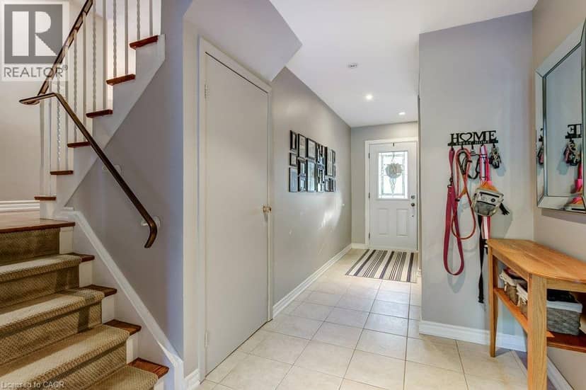 1485 NEWLANDS Crescent, Burlington, photo 6