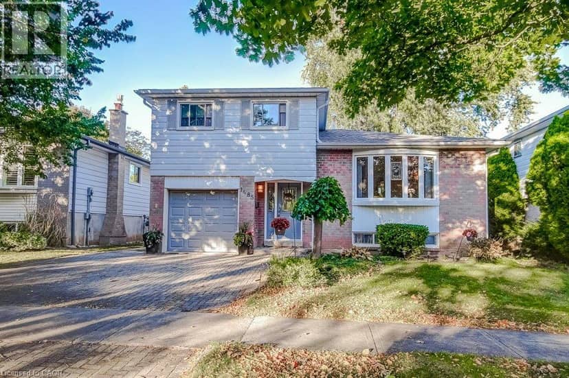 1485 NEWLANDS Crescent, Burlington