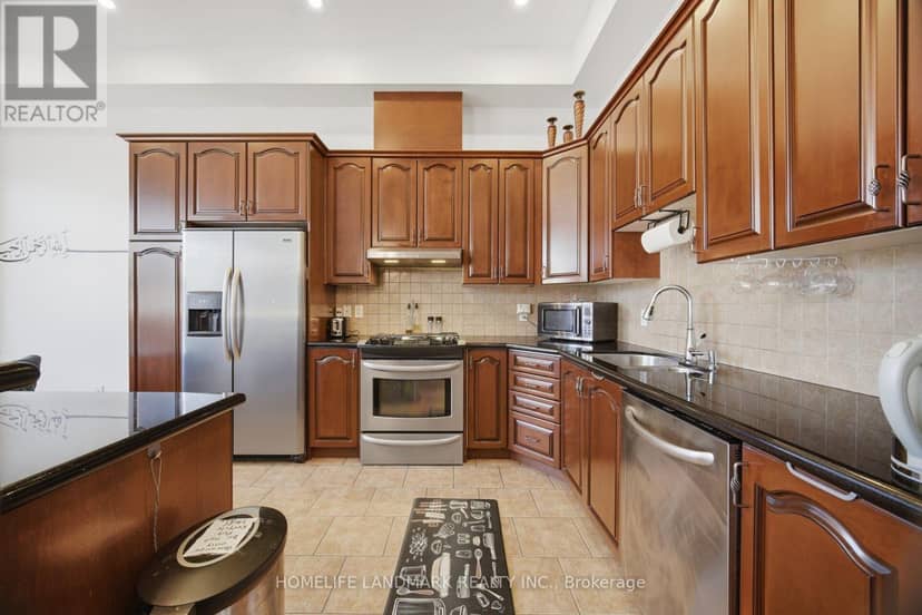 3184 Eclipse Avenue — photo 18 of 40
