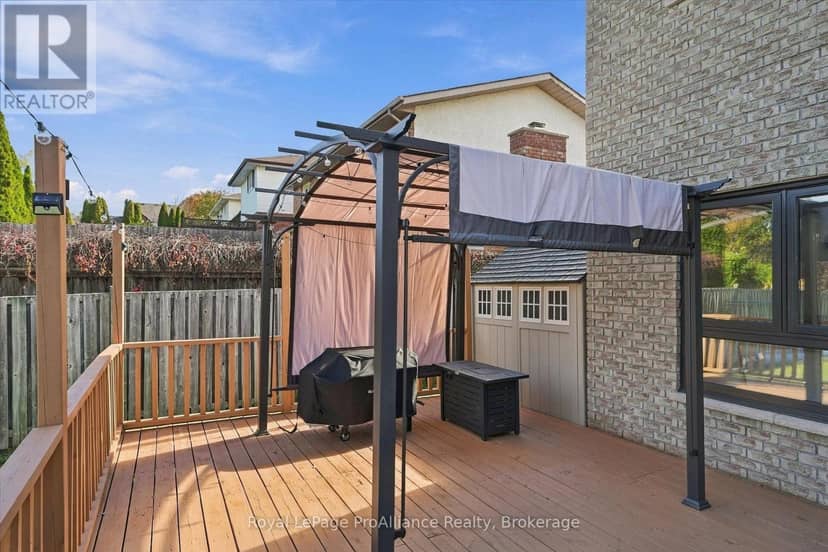 1316 Scollard Drive — photo 18 of 40